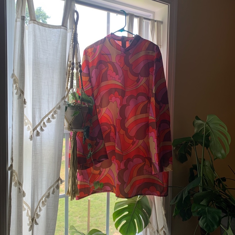 The Hippie Shake 60s Mock Neck Dress